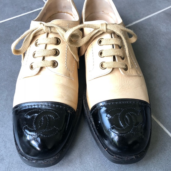 Chanel leather oxfords - Picture 2 of 7